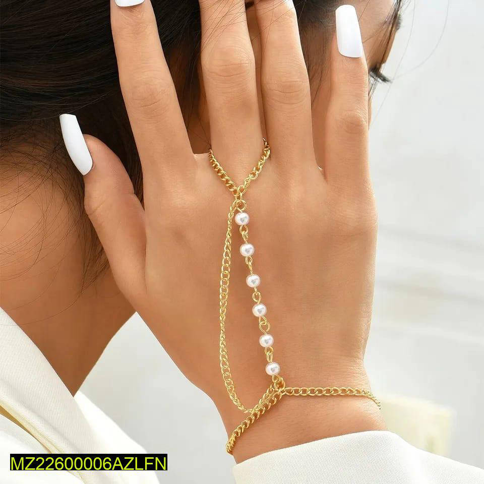 pearl chain bracelete