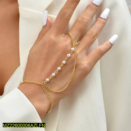 pearl chain bracelete